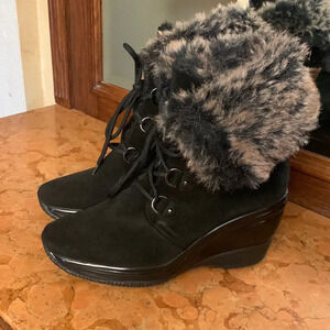 Aquatalia Brass Weatherproof Fur Lined Boots 8